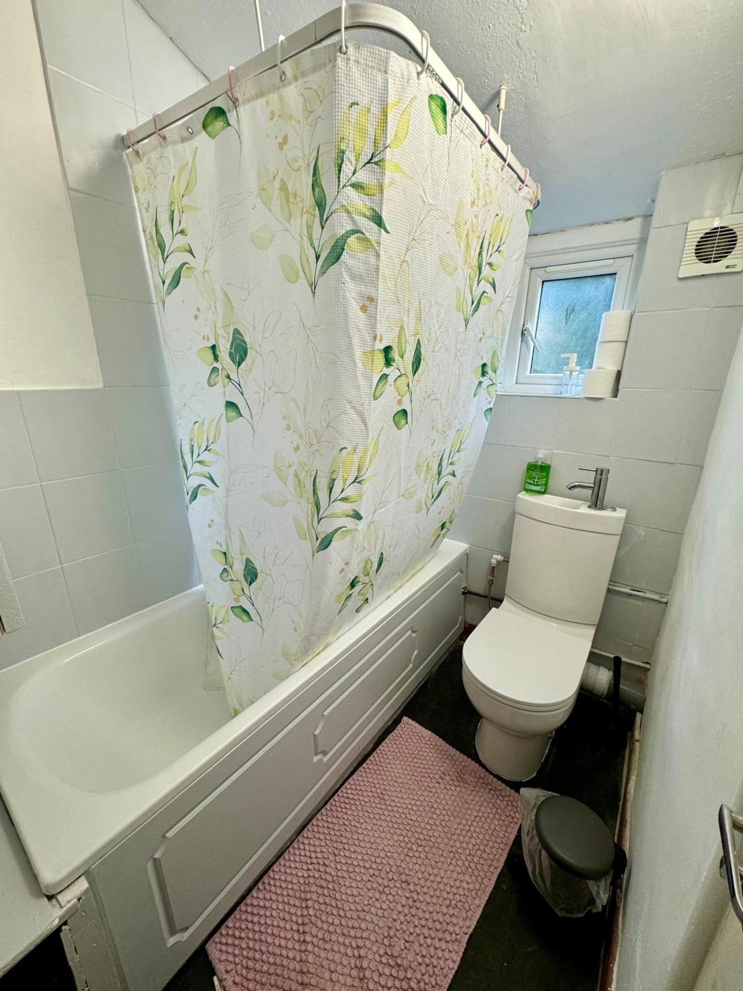 Delightful Room By Gloucester Road Bristol Exterior foto